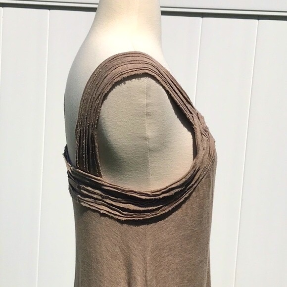 Max Studio Khaki Tan Hi Lo Raw Edge Trim Swing Tank Style Top Size Medium - Picture 7 of 10